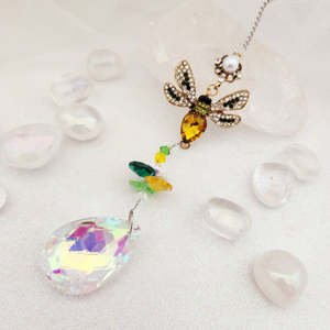 Bee Hanging Prism