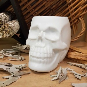 Mystical Magical: Skull Oil Burner | Ceramic | White