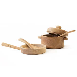Q Toys: Mahogany Wooden Pots & Pans