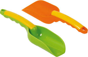 Specials: Easy-Grip Sand Scoop