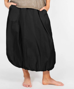Dresses Skirts: Bubble skirt - black