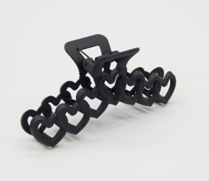 String of hearts black claw clip