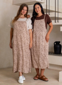 Freez: Apron dress beige pebble