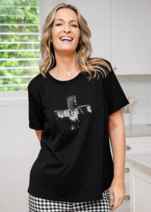 Freez: Sequin tee black w black cross