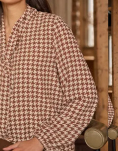 Verity blouse choco hound