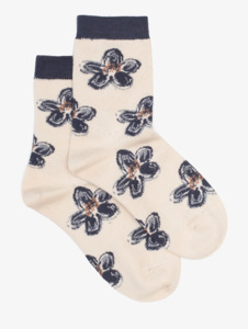 Accessories: Oat and dusky bloom socks