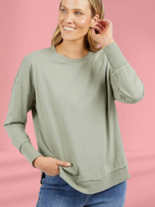 Farrah long sleeve sage green