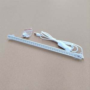 Lighting: Roof Top Tent LED 33cm Light Bar with USB Adpator