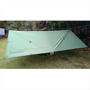 Camping Tarps: Orson Shadow Tarp - 4x4m, 1.5kg