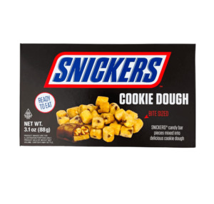 American Chocolate: Snickers Cookie Dough Theatre Box 3.1 oz / 88g