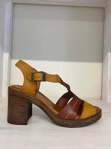 Footwear: Sundowner Carolyn