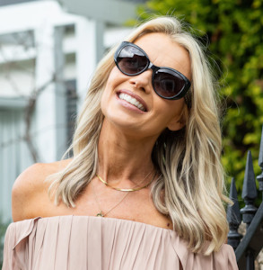 Sunglasses: Locello Venus