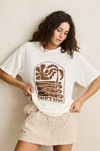 Womens Fashion: Palm And Sun Oversized T-Shirt - Vintage white