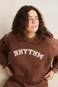 Womens Fashion: Collegiate Oversized Crew Neck Fleece - Chocolate