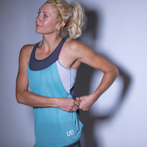 SALE - Ultimate Direction Hydro Tank - Womens