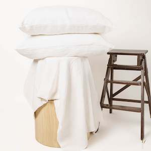 Frontpage: Ivory White Linen Flatsheet Set