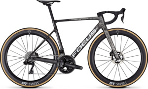 Performance Road: Focus Izalco Max Disc 9.9