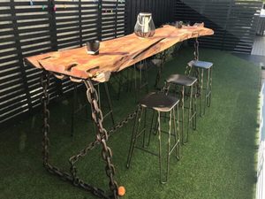 Products: Macro Bar Leaner