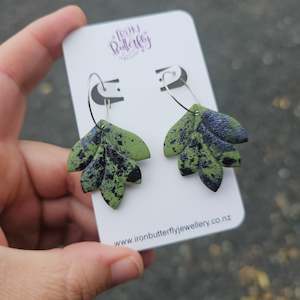 Dangle Earrings: Briar - Khaki & Black