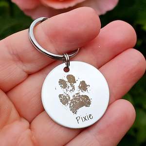 Engraved Keyrings: Precious Prints Keyring - Round