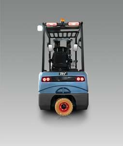 Royal Forklifts: Royal Forklifts R Series 3-wheel Electric Forklift E18e