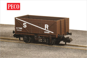 Model Railway: Peco NR7002S N 9ft 7 Plank Open Wagon - SR Brown