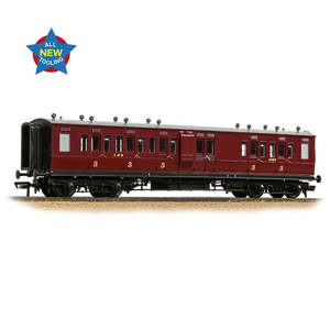Coaches Passenger Cars: Bachmann Branchline [OO] 39-883 LNWR 50ft Arc Roof Brake Third Corridor in LMS Crimson Lake