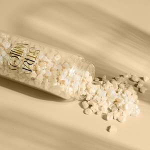 Health And Beauty: Stray Willow - Sweet Muse Bath Salts