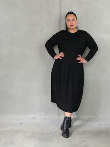 Lavish: LAVISH Staple Knit Dress - Black