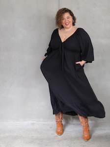 Under 100: Zoe Dress Long Sleeve - Black