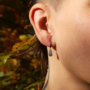 Little Taonga: Tiki Huggie - Silver