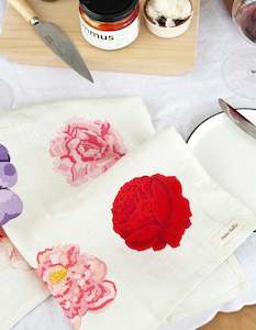 Lifestyle All: Lettuce Tea Towel Colourful Floral