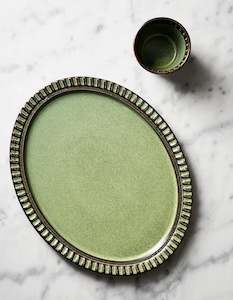 Robert Gordon Oval Platter Adelaide Green 34.8 cms / 27.6 cms/ 2.4 cms