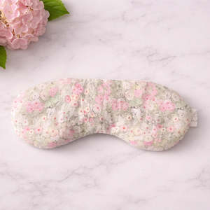 Lifestyle: Amanda Alexander Eye Mask Watercolours
