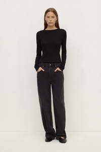 Assembly Label Low Curve Mid Rise Jean Faded Black