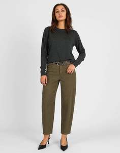 Storm Dart Detail Barrel Jean Khaki