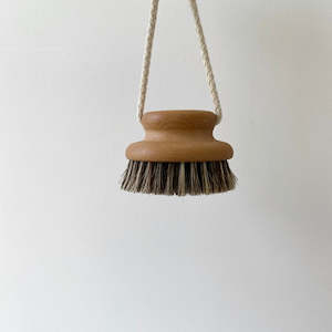 Skincare: Dry Massage Brush