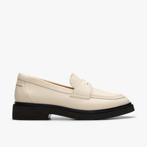 Clarks: Clarks Splend Edge Cream Leather