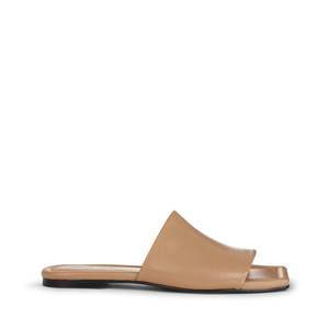 Sandals: Ivylee India Napa Nougat