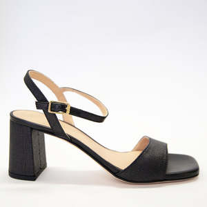 Unisa: Unisa Moraty Raffia Black
