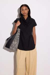 Gregory: Gregory Rolph Top - Black