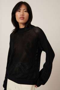 Kings Birthday Sale: Kowtow Amalie Crew - Black
