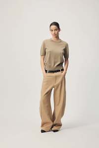 Gregory: Gregory Hale Jean - Camel