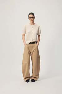 Gregory: Gregory Aurelia Cardi - Oat Milk