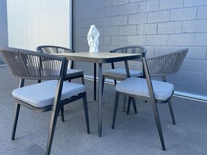 Outdoor Living: Hannah 5 Piece Outdoor Dining Set - Grey
