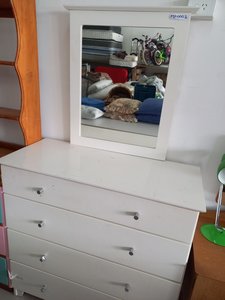 Marketplace MP0002 Pre-Loved Modern Style White Bedroom Dresser