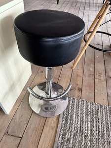 Pre-Loved Used Bar Stool