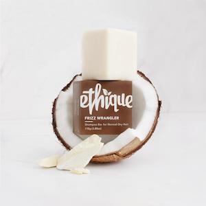 Haircare: Frizz Wrangler - Shampoo Bar For Dry and/or Frizzy Hair