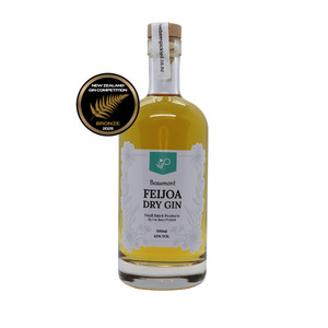 Products: Beaumont Infused Crisp Feijoa Dry Gin - 43% ABV - I've Been Pickled
