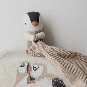 Kids Decor: PUFFIN SNUGGLY